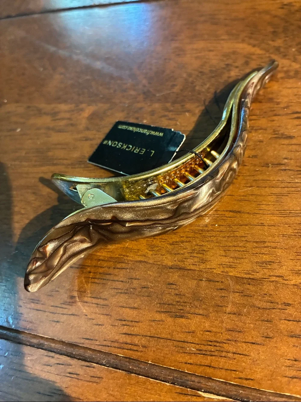 CLASSIC feminine beautiful L Erickson Gold Curved Hair Clip - NWT 💕
